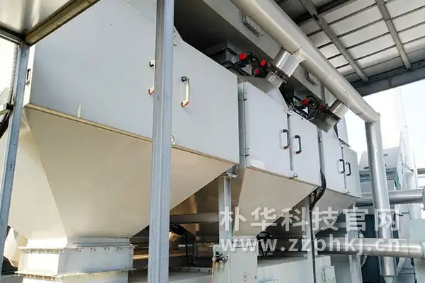 案例：高效废气净化<a href='https://www.zzphkj.cn/fqcl/' target='_blank'><u>催化燃烧设备</u></a>安装在客户厂区