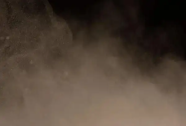 哪些因素会导致除尘管道内出现火星？