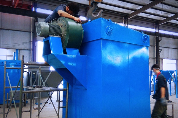 除尘器朴华科技生产作业中